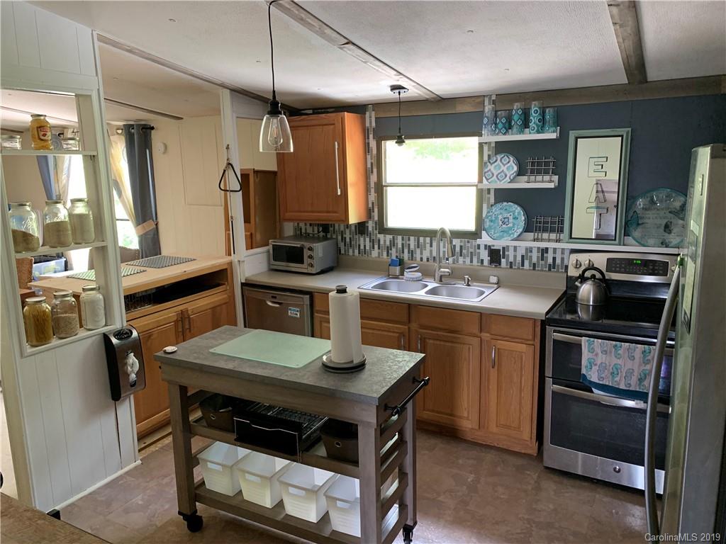901 Tinsley Road Brevard, NC 28712 - Photo 6 of 18 Gallery Image 6