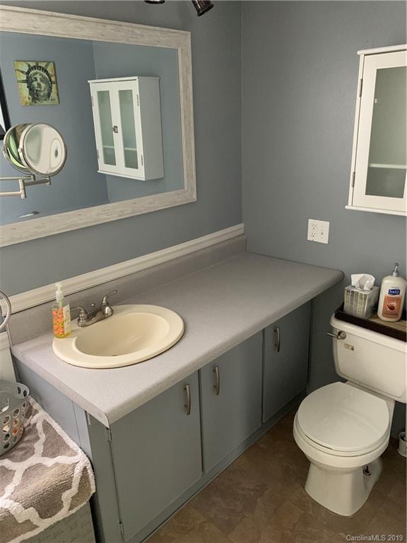 901 Tinsley Road Brevard, NC 28712 - Photo 9 of 18 Gallery Image 9