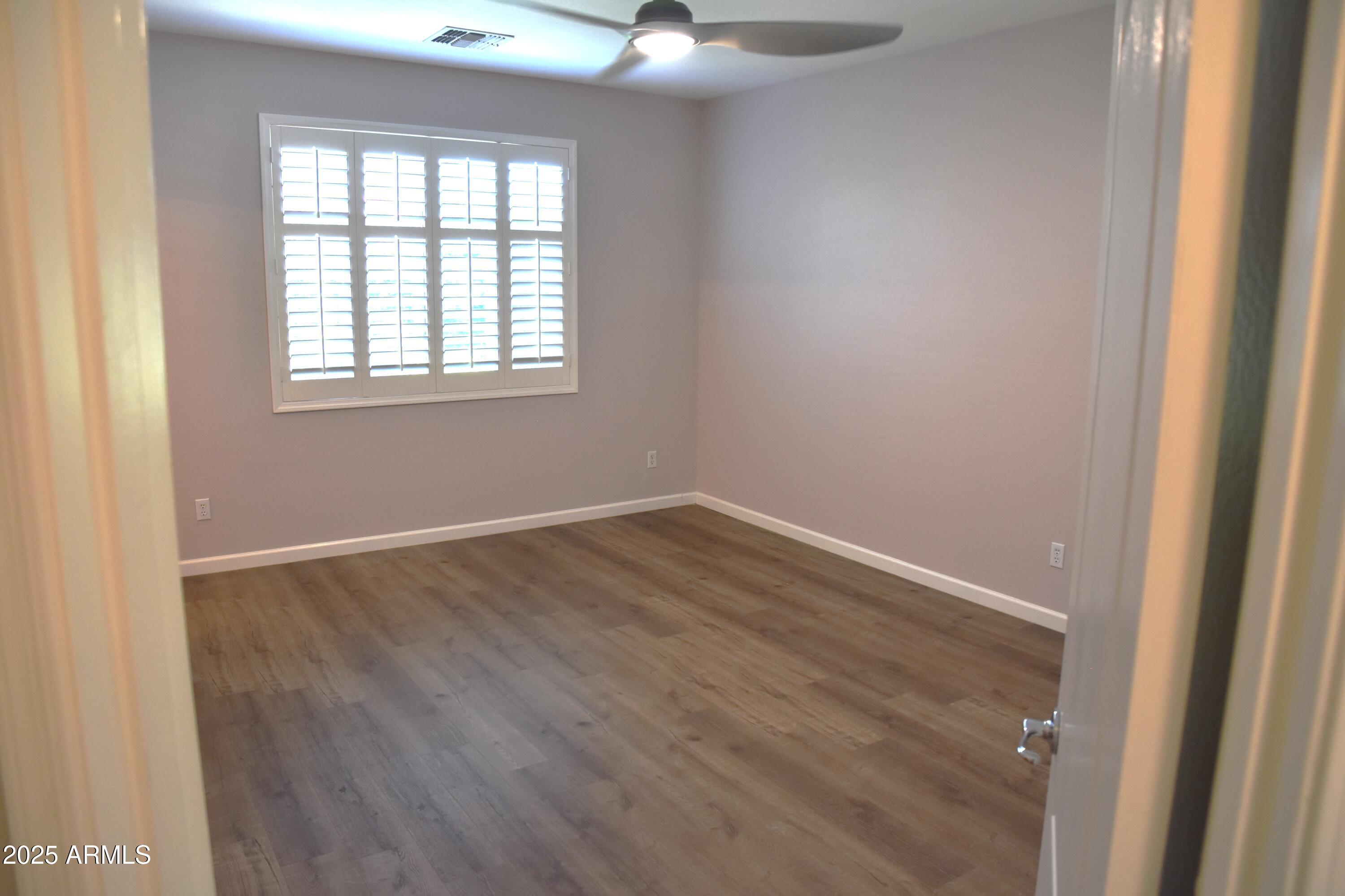 963 South Colonial Drive Gilbert, AZ 85296 - Photo 14 of 29 Master Bedroom