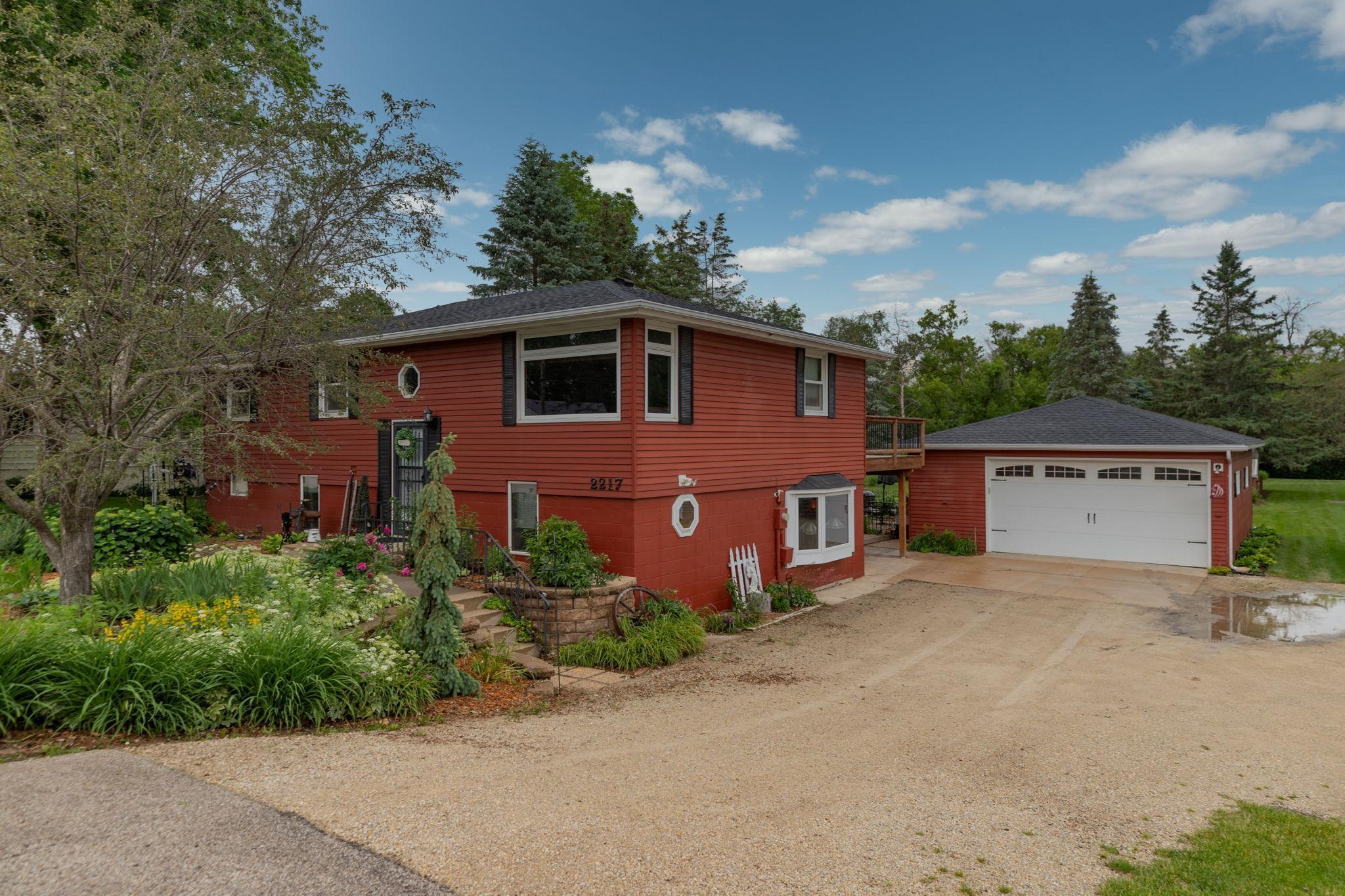 2217 Pinewood Road Southeast Rochester, MN 55904 - Photo 1 of 1 Gallery Image 1