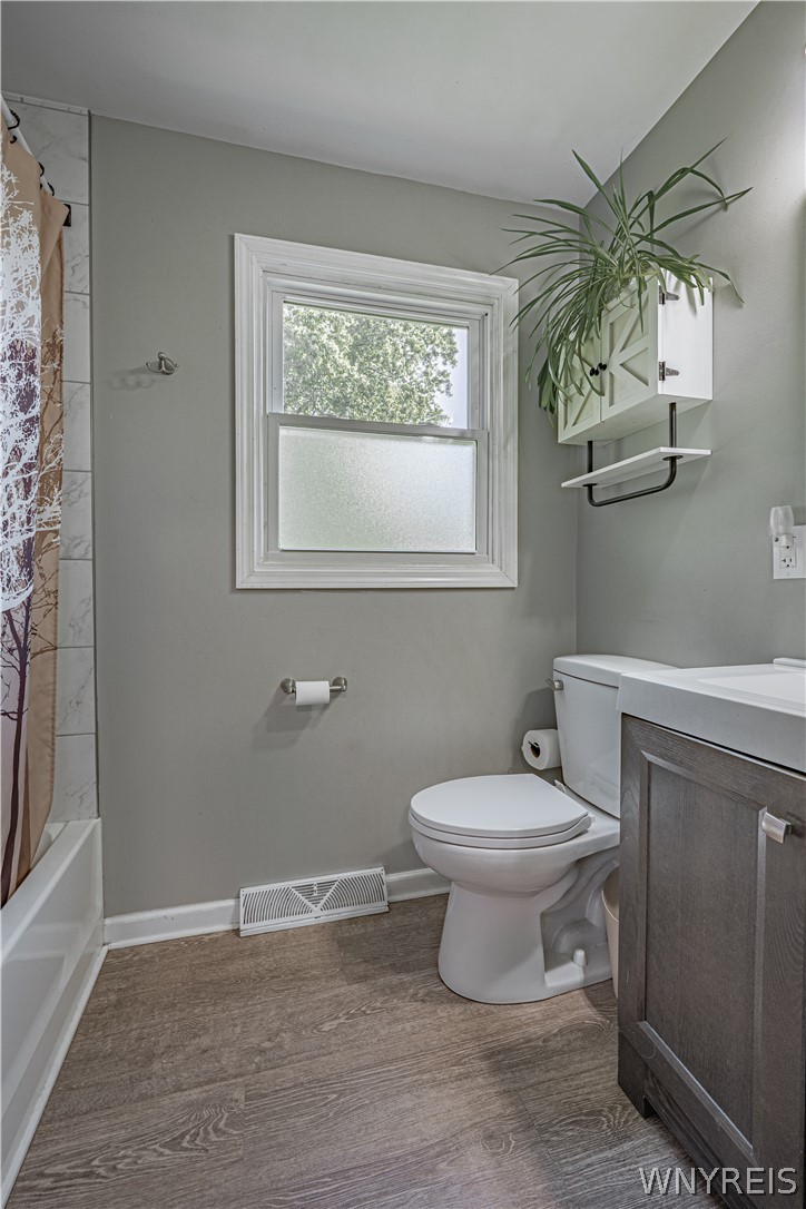 5561 Ridge Road Newfane, NY 14094 - Photo 23 of 48