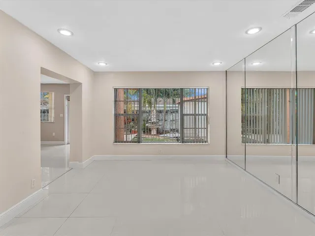 $3,650 | 6831 Northwest 81st Place, Tamarac, FL 33321