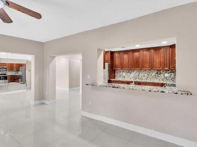 $3,650 | 6831 Northwest 81st Place, Tamarac, FL 33321