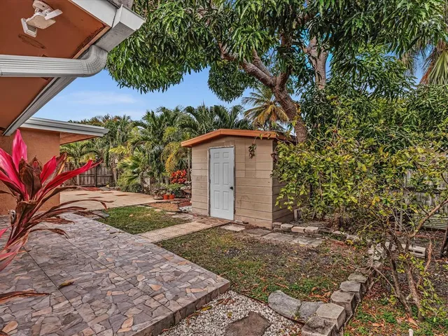 $3,650 | 6831 Northwest 81st Place, Tamarac, FL 33321