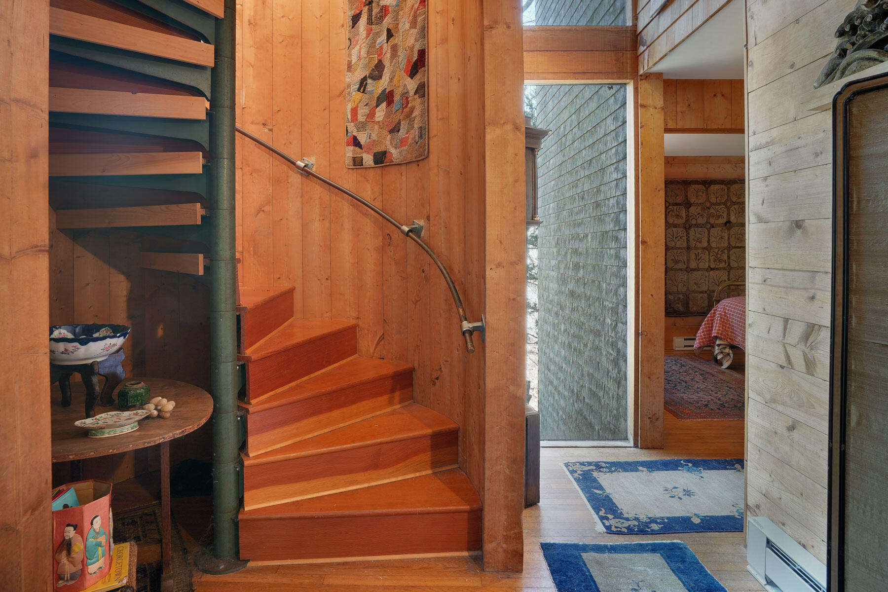 25 Fulling Mill Road Chilmark, MA 02535 - Photo 13 of 28 Staircase