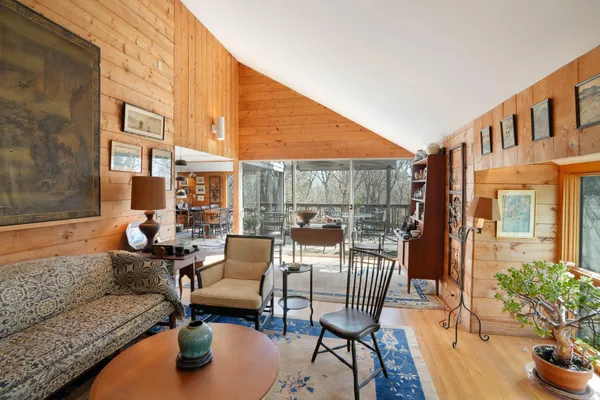 $2,395,000 | 25 Fulling Mill Road, Chilmark, MA 02535