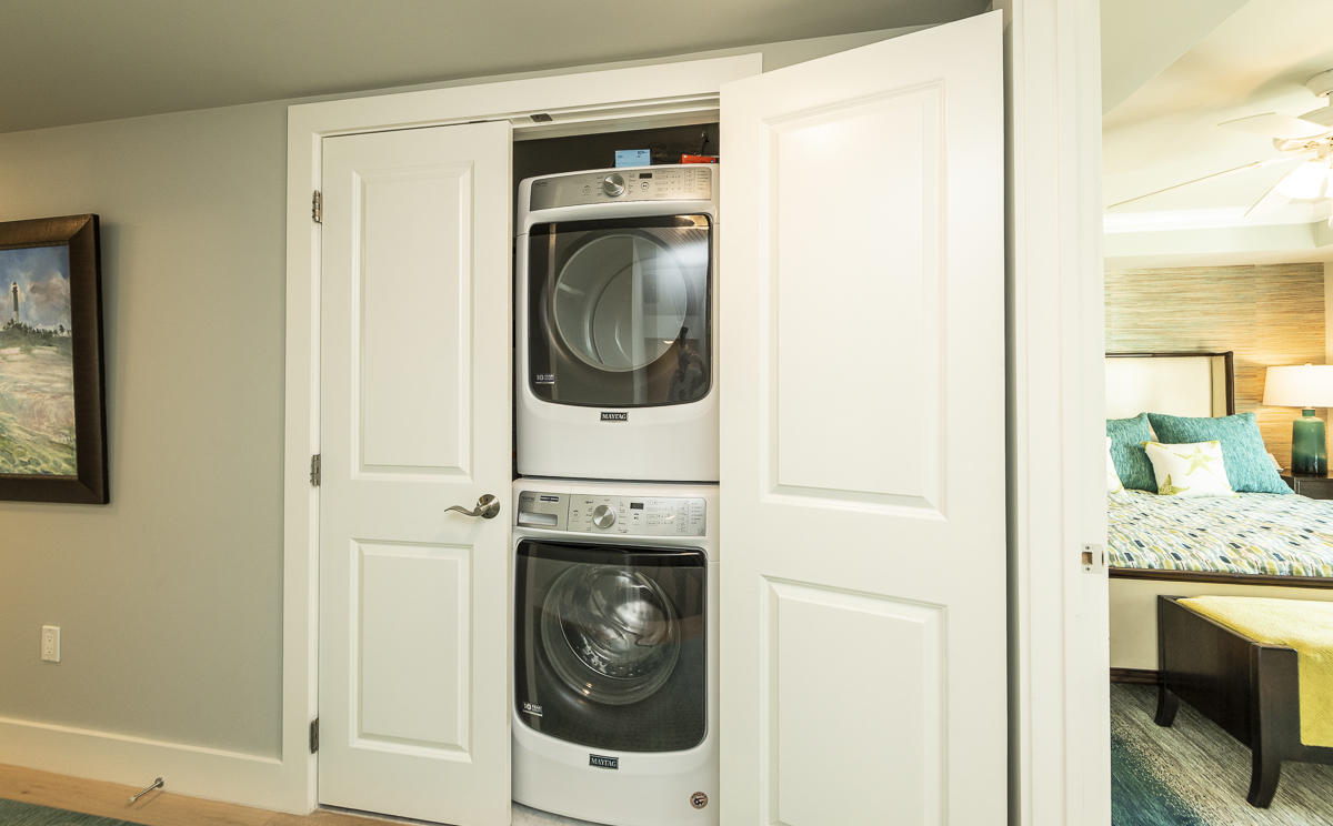 139 Simonton Street Key West, FL 33040 - Photo 28 of 68 a utility room with dryer and washer