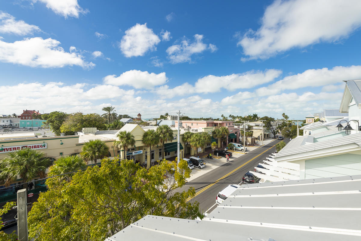 139 Simonton Street Key West, FL 33040 - Photo 40 of 68 a view of a city