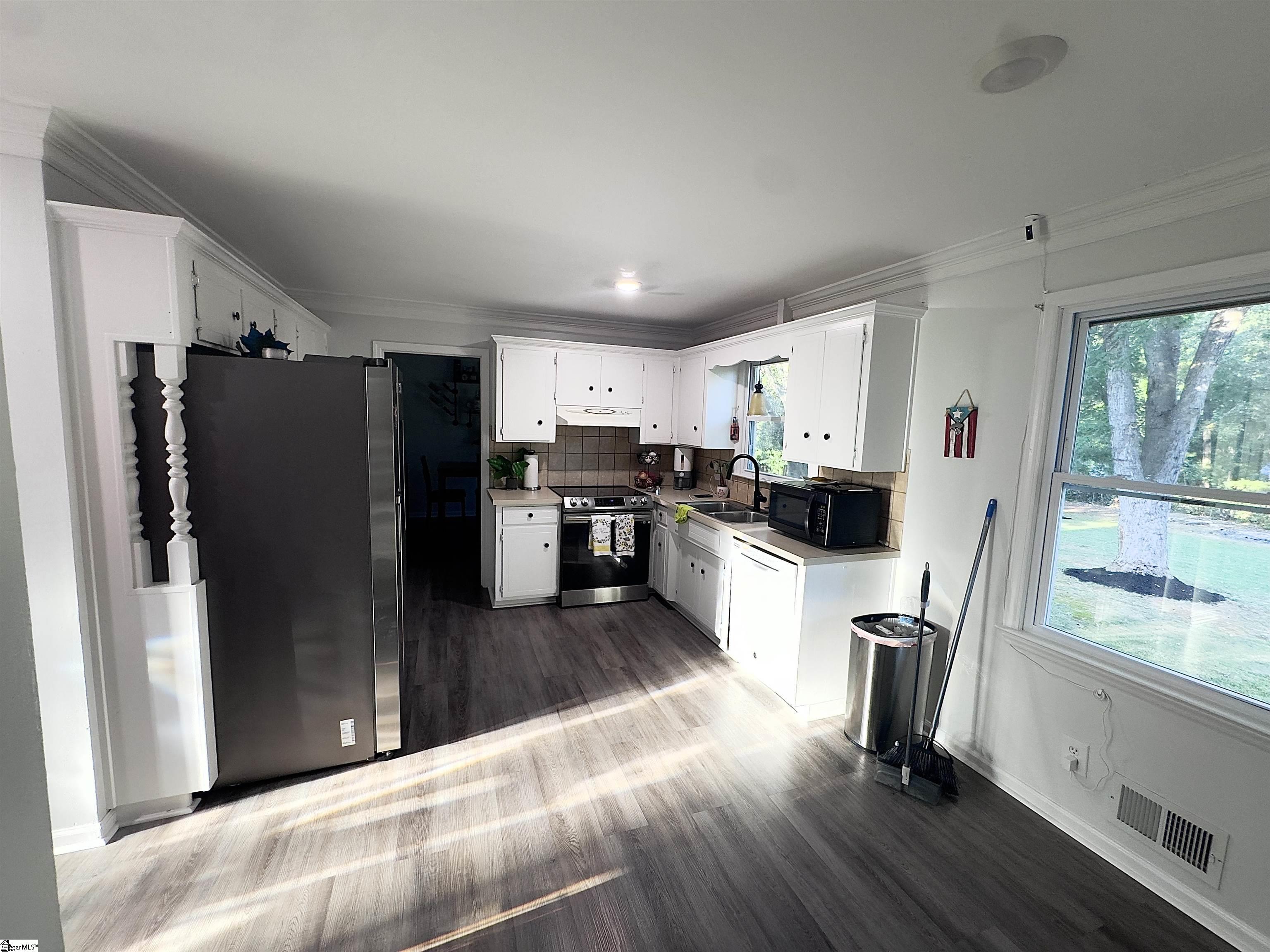 126 Jay Circle Moore, SC 29369 - Photo 5 of 26