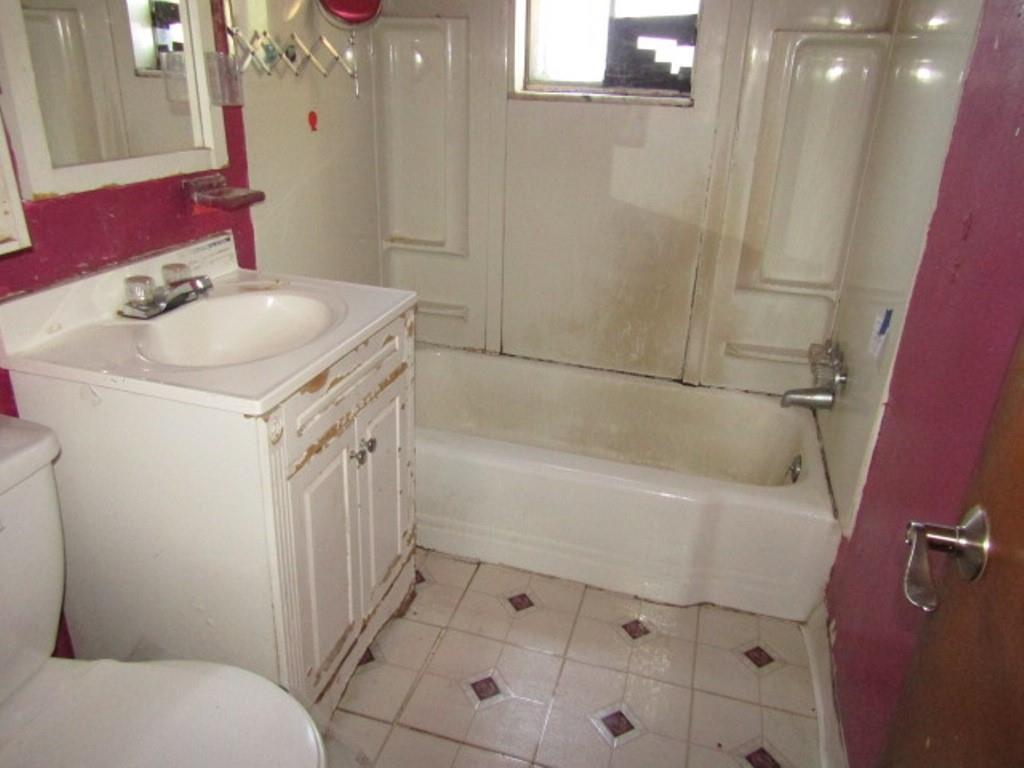 937 Woodward Avenue McKees Rocks, PA 15136 - Photo 17 of 22