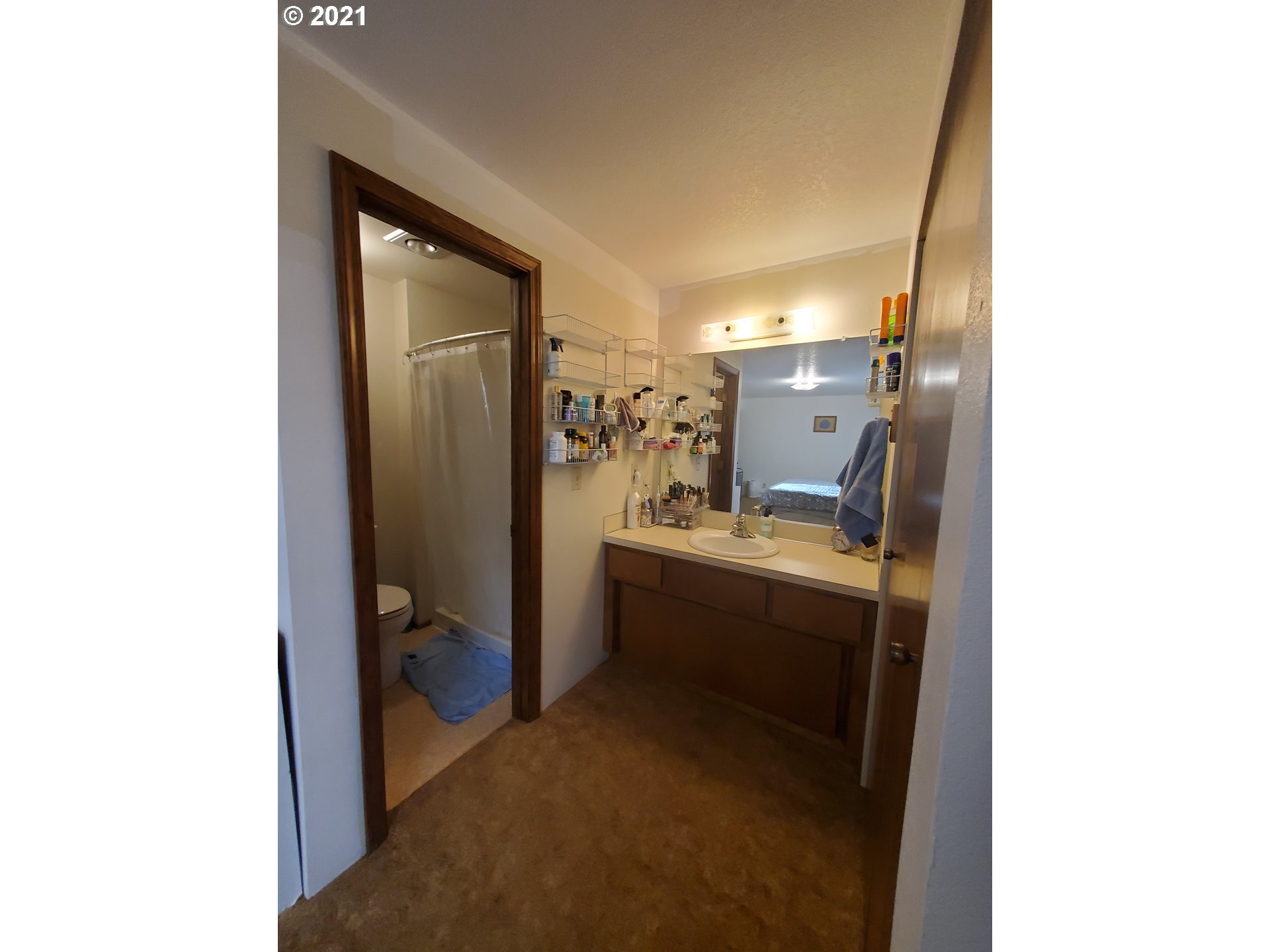 311 Corona Loop Road Roseburg, OR 97471 - Photo 15 of 19 Gallery Image 15