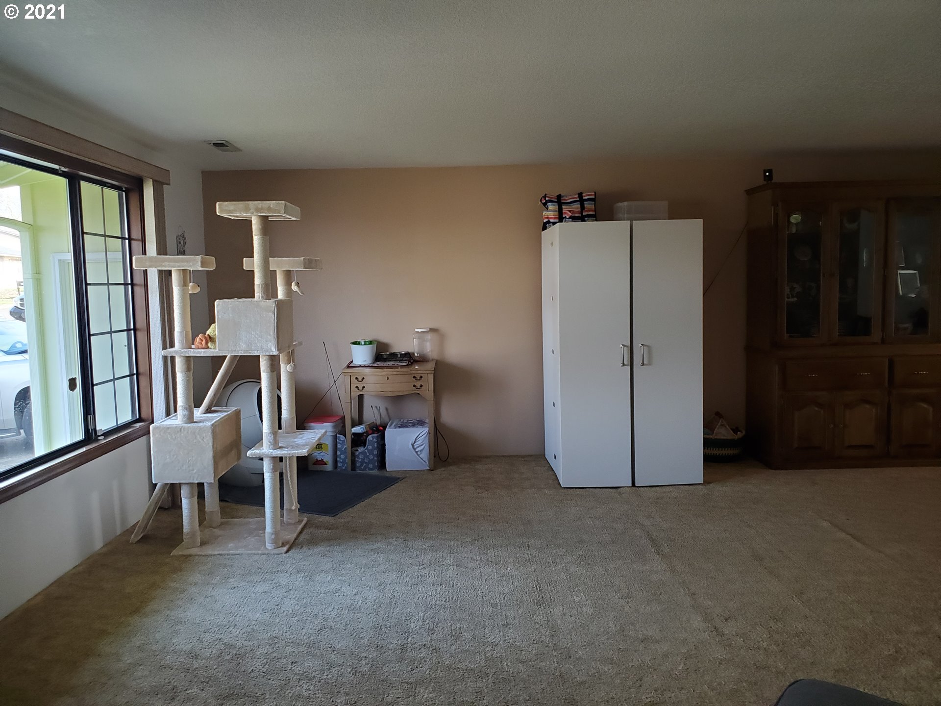 311 Corona Loop Road Roseburg, OR 97471 - Photo 5 of 19 Gallery Image 5