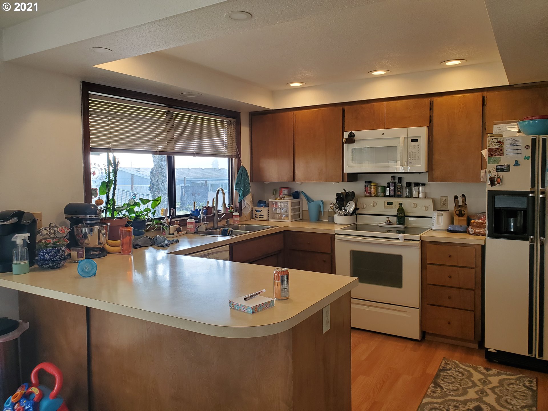 311 Corona Loop Road Roseburg, OR 97471 - Photo 6 of 19 Gallery Image 6