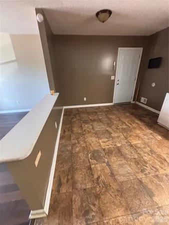 $135,000 | 709 Meadowlake Drive, Columbia, SC 29203