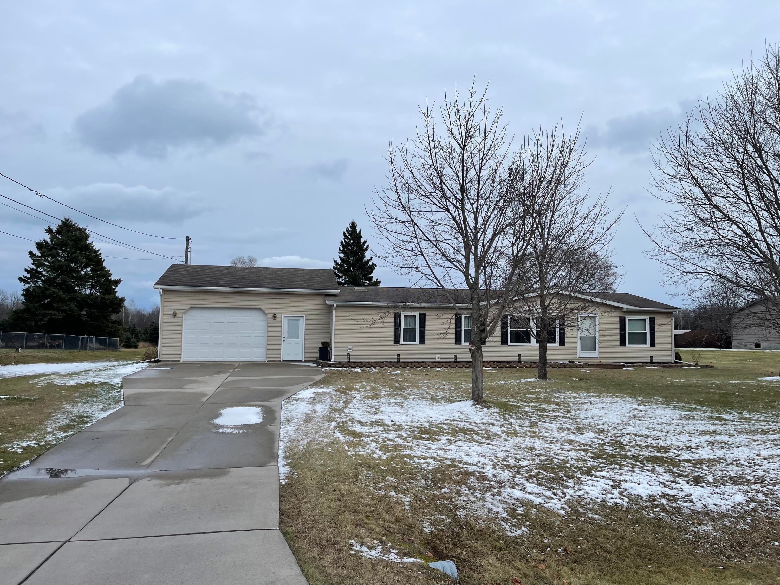 3425 Piper Road Alpena, MI 49707 - Photo 1 of 21 Gallery Image 1