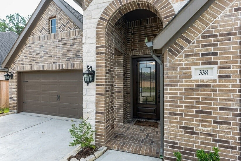 338 Mistletoe Ridge Montgomery, TX 77316 - Photo 2 of 22