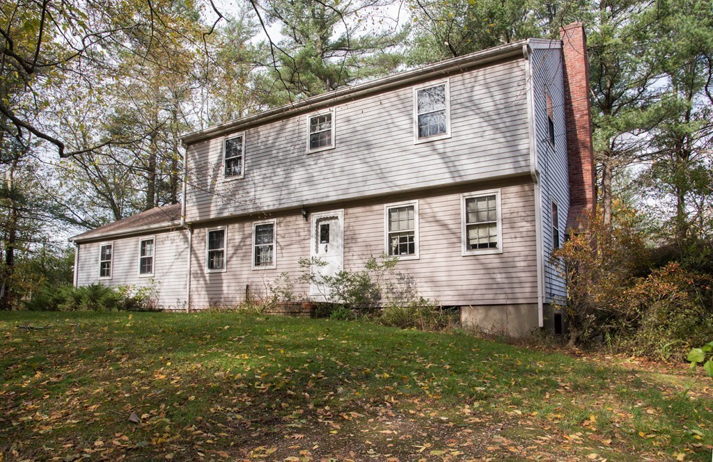 9 Fish Brook Road Boxford, MA 01921 - Photo 3 of 24