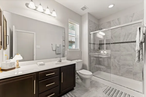 $2,300 | 1918 Elkington Circle, Conroe, TX 77304