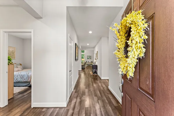 $2,300 | 1918 Elkington Circle, Conroe, TX 77304