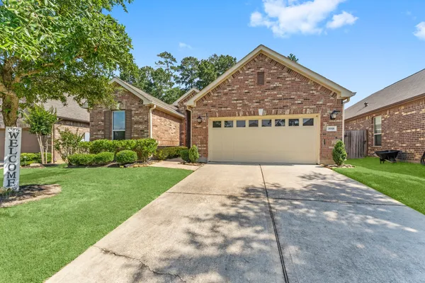 $2,300 | 1918 Elkington Circle, Conroe, TX 77304