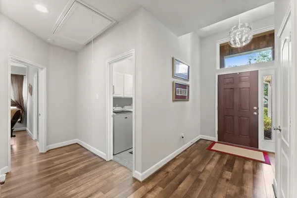 $2,300 | 1918 Elkington Circle, Conroe, TX 77304