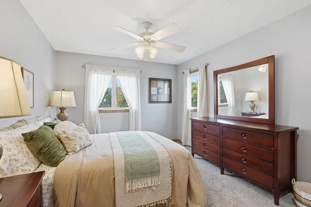 $550,000 | 3650 Knoll Ridge Drive, Eagan, MN 55122