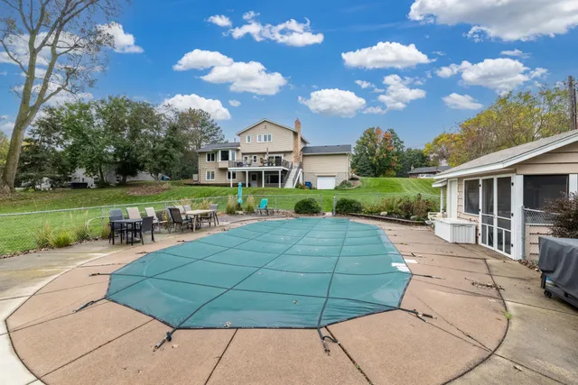 $550,000 | 3650 Knoll Ridge Drive, Eagan, MN 55122