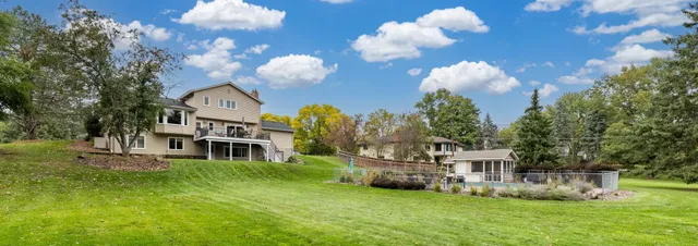 $550,000 | 3650 Knoll Ridge Drive, Eagan, MN 55122