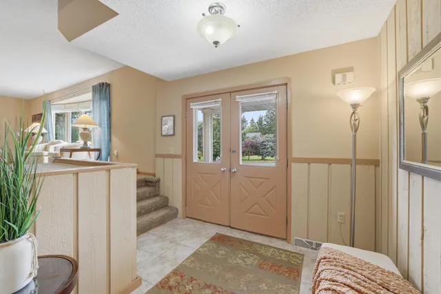 $550,000 | 3650 Knoll Ridge Drive, Eagan, MN 55122