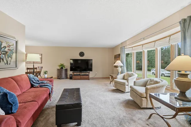 $550,000 | 3650 Knoll Ridge Drive, Eagan, MN 55122