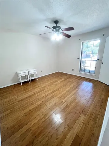 $2,700 | 213 Circleview Drive South, Hurst, TX 76054