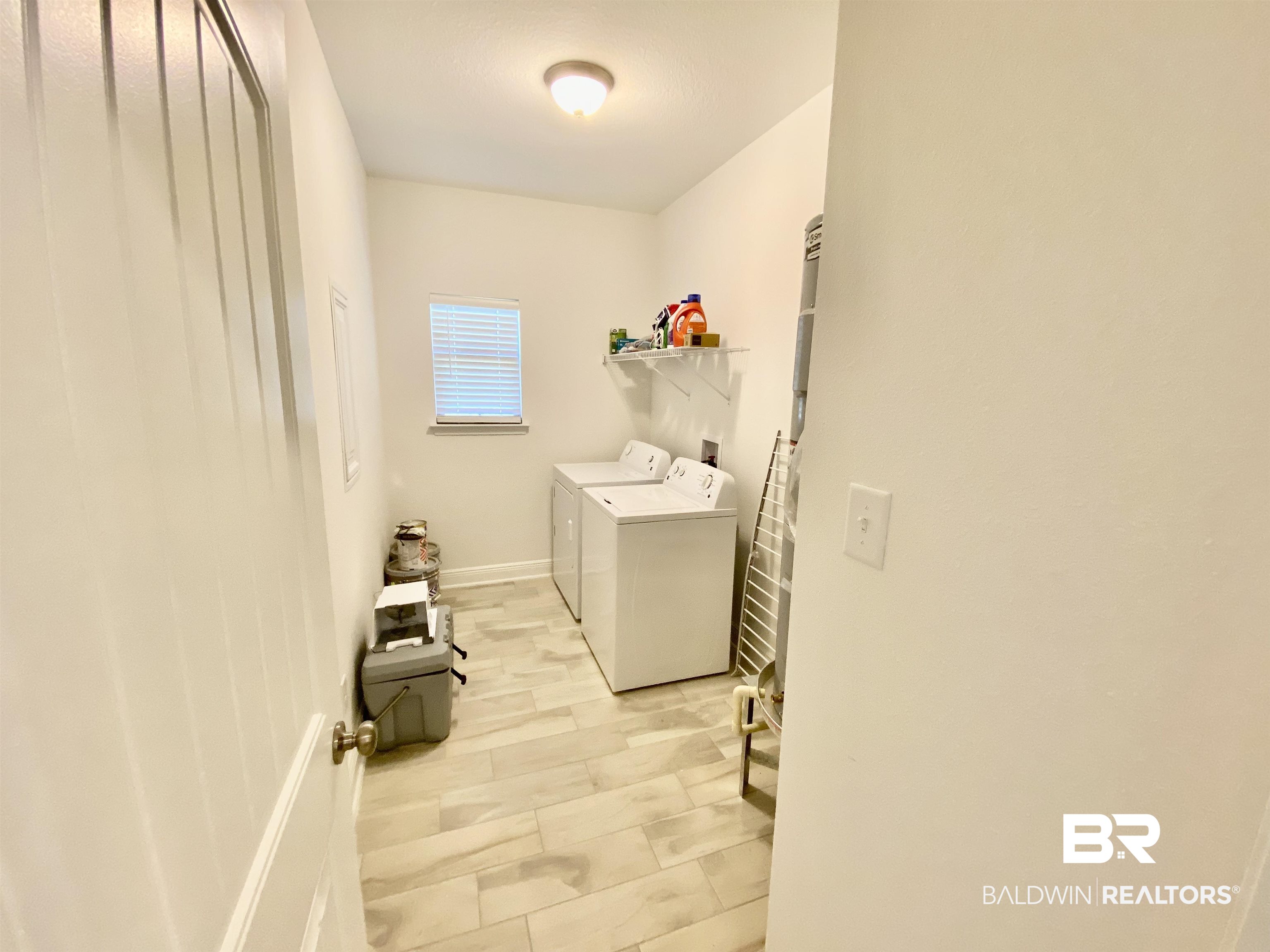 1238 Pembroke Way Foley, AL 36535 - Photo 20 of 43 Laundry Room