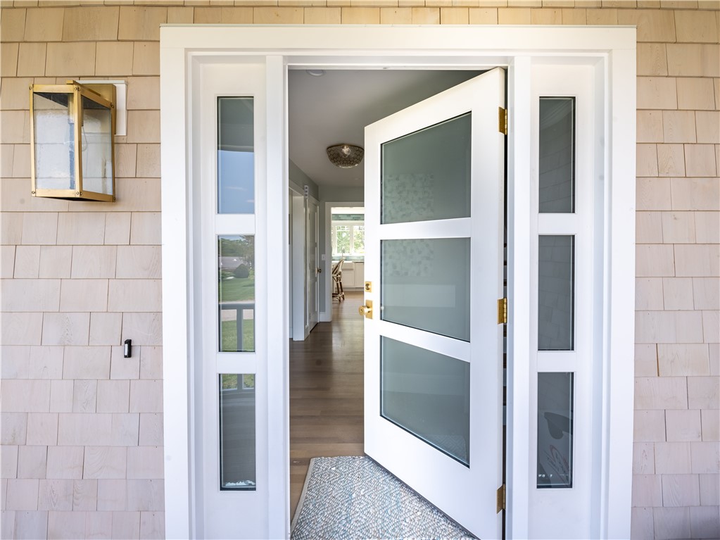 36 Prospect Farm Road Portsmouth, RI 02871 - Photo 3 of 39 Gallery Image 3