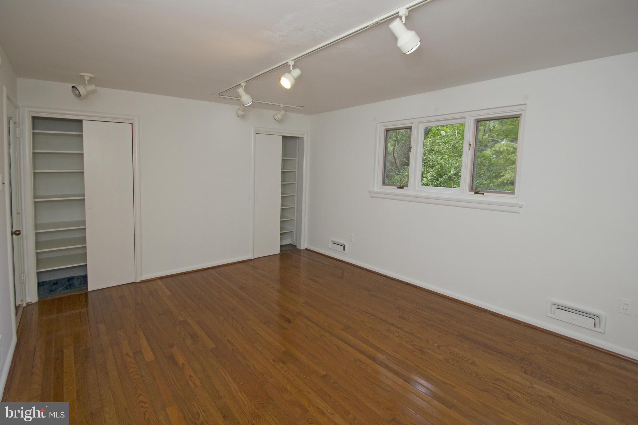 9350 Harvey Road Silver Spring, MD 20910 - Photo 20 of 30 Bedroom