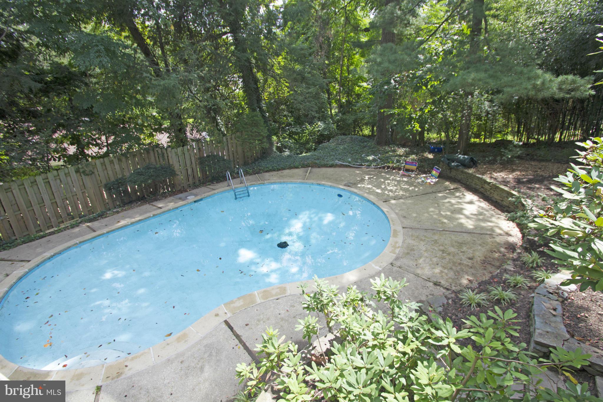 9350 Harvey Road Silver Spring, MD 20910 - Photo 29 of 30 Exterior (Rear)