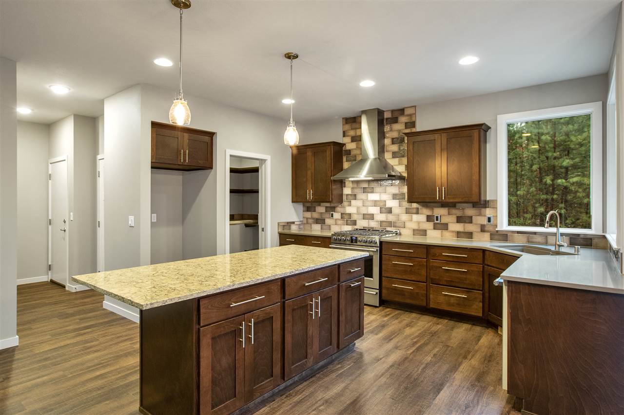 17615 North Hilltop Road Colbert, WA 99005 - Photo 8 of 20