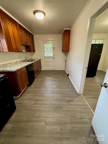 a close view of stove