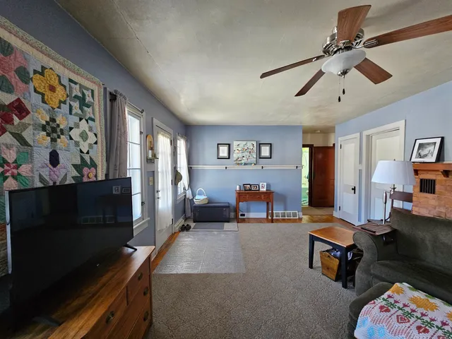 $165,000 | 714 South Washington Street, Waupaca, WI 54981