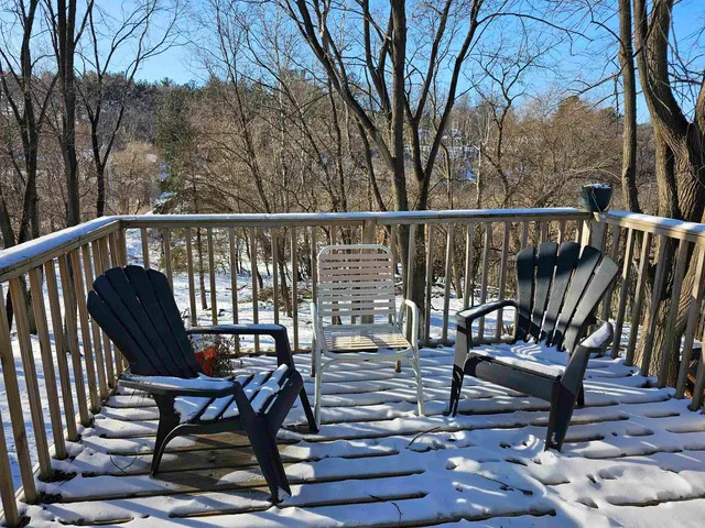 $165,000 | 714 South Washington Street, Waupaca, WI 54981