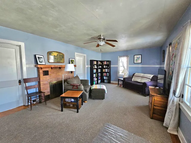 $165,000 | 714 South Washington Street, Waupaca, WI 54981