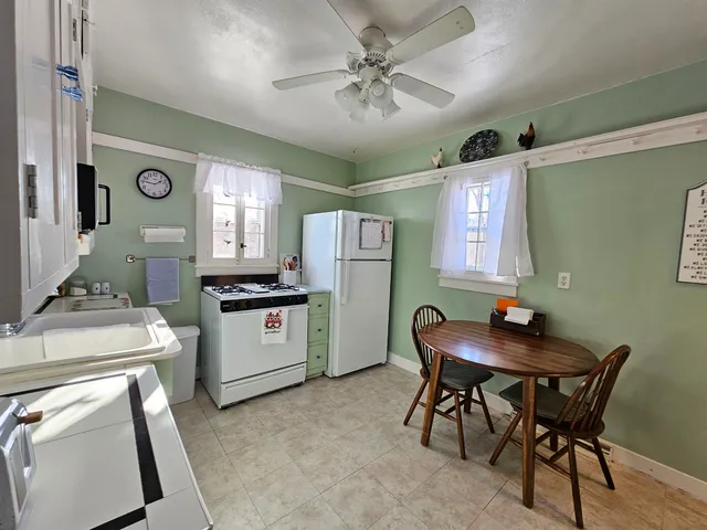 $165,000 | 714 South Washington Street, Waupaca, WI 54981