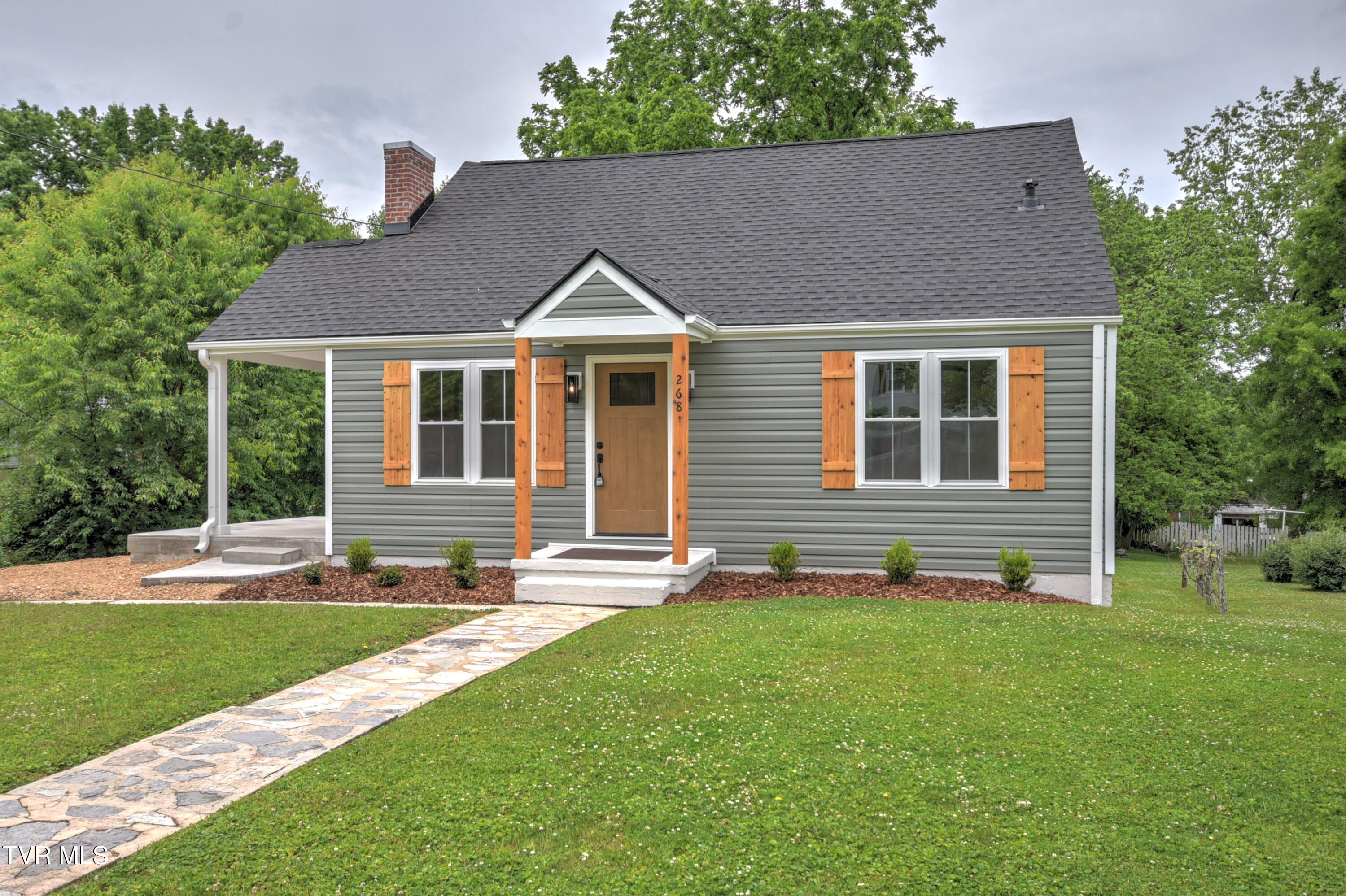 268 Cherokee Road Bristol, VA 24201 - Photo 43 of 43 2678 Cherokee DB