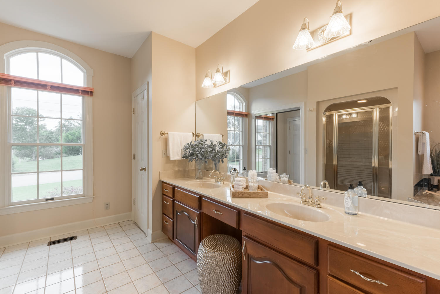 9445 Shadow Point Circle Chattanooga, TN 37421 - Photo 20 of 39 9445_Shadow_Point_Cir_29