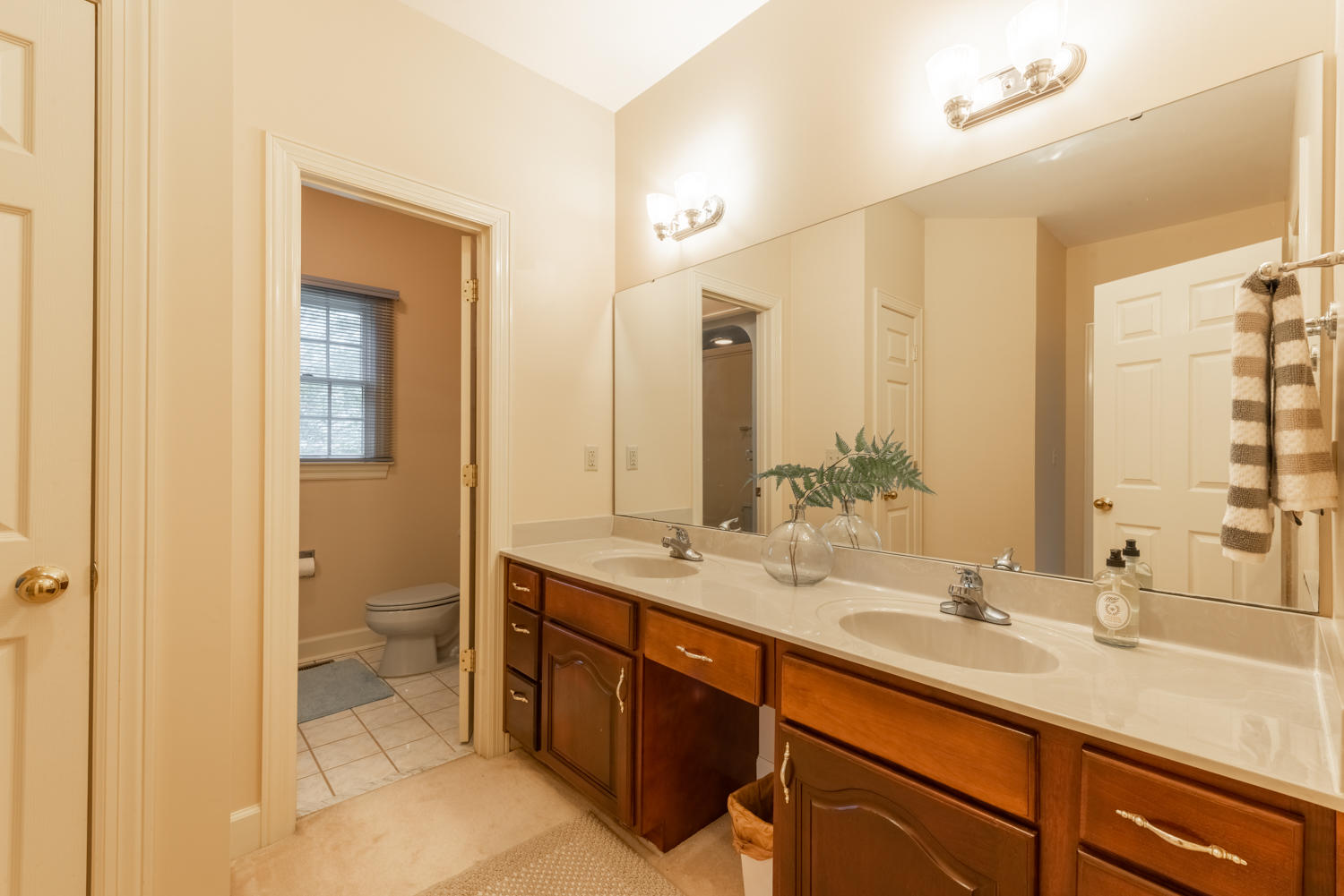 9445 Shadow Point Circle Chattanooga, TN 37421 - Photo 23 of 39 9445_Shadow_Point_Cir_33