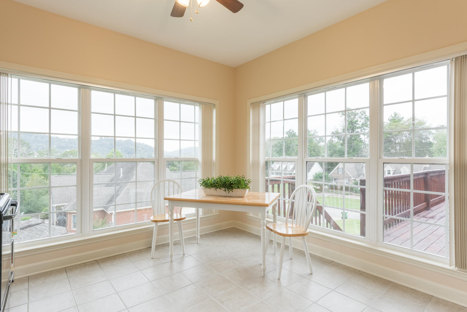 9445 Shadow Point Circle Chattanooga, TN 37421 - Photo 27 of 39 9445_Shadow_Point_Cir_35