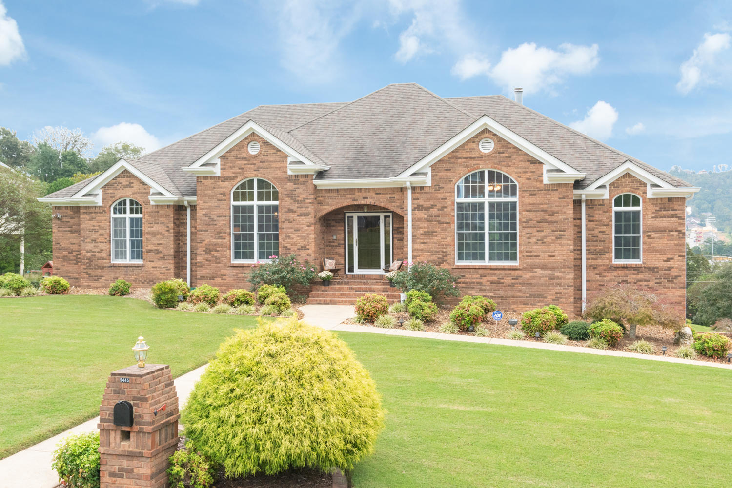 9445 Shadow Point Circle Chattanooga, TN 37421 - Photo 33 of 39 9445_Shadow_Point_Cir_04