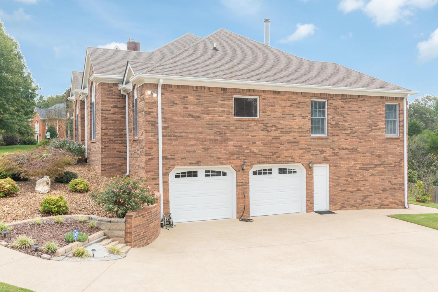 9445 Shadow Point Circle Chattanooga, TN 37421 - Photo 35 of 39 9445_Shadow_Point_Cir_06