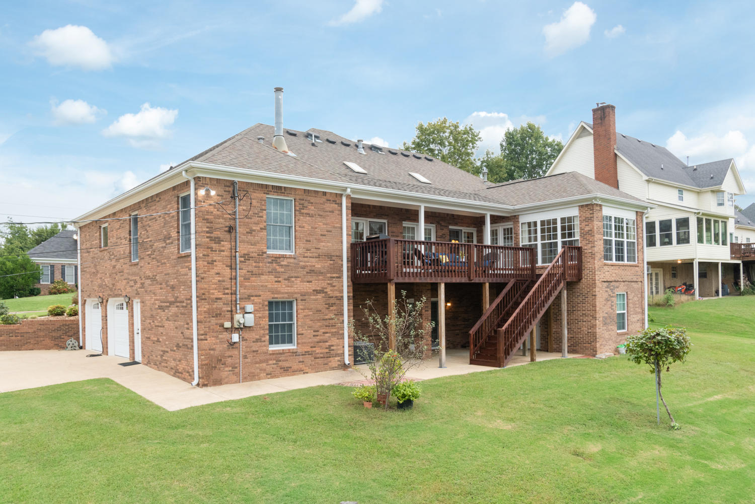 9445 Shadow Point Circle Chattanooga, TN 37421 - Photo 36 of 39 9445_Shadow_Point_Cir_07