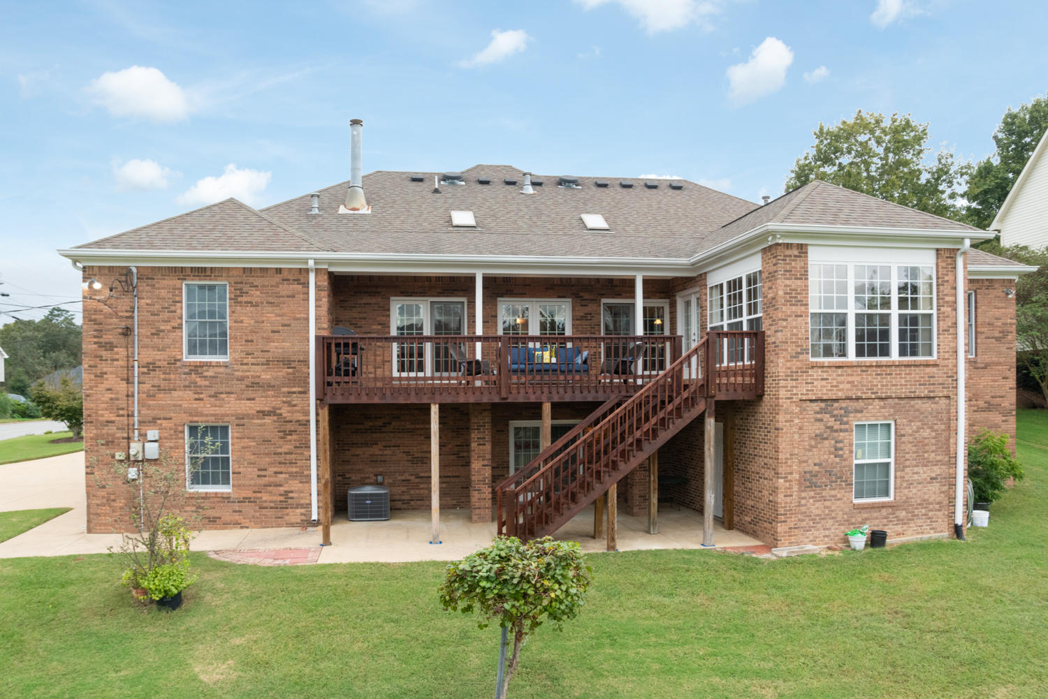 9445 Shadow Point Circle Chattanooga, TN 37421 - Photo 37 of 39 9445_Shadow_Point_Cir_09