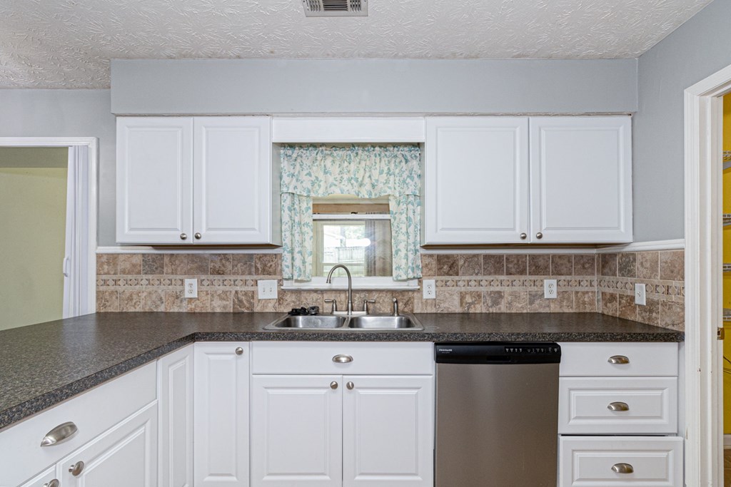 18 Whitehaven Court Columbus, GA 31909 - Photo 13 of 27